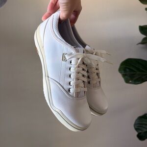 Keds Women’s White Leather Sneakers Lace Up Casual Size 7.5